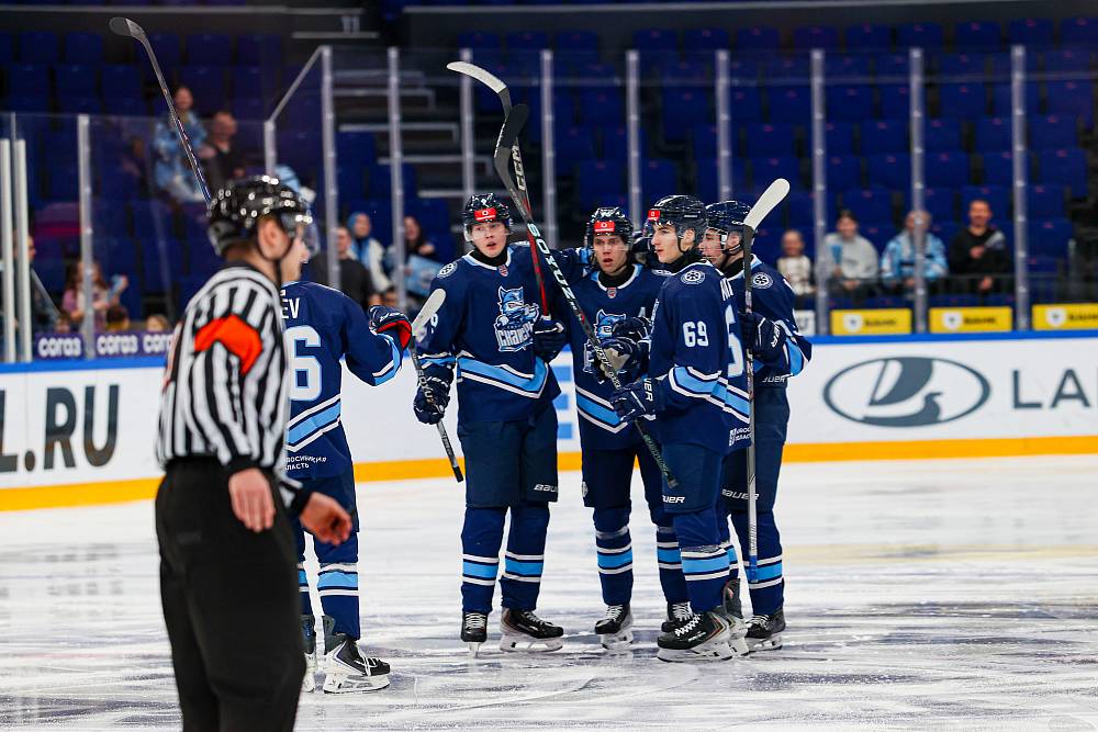 24.12.2025 "Сибирские Снайперы" - "Снежные Барсы"