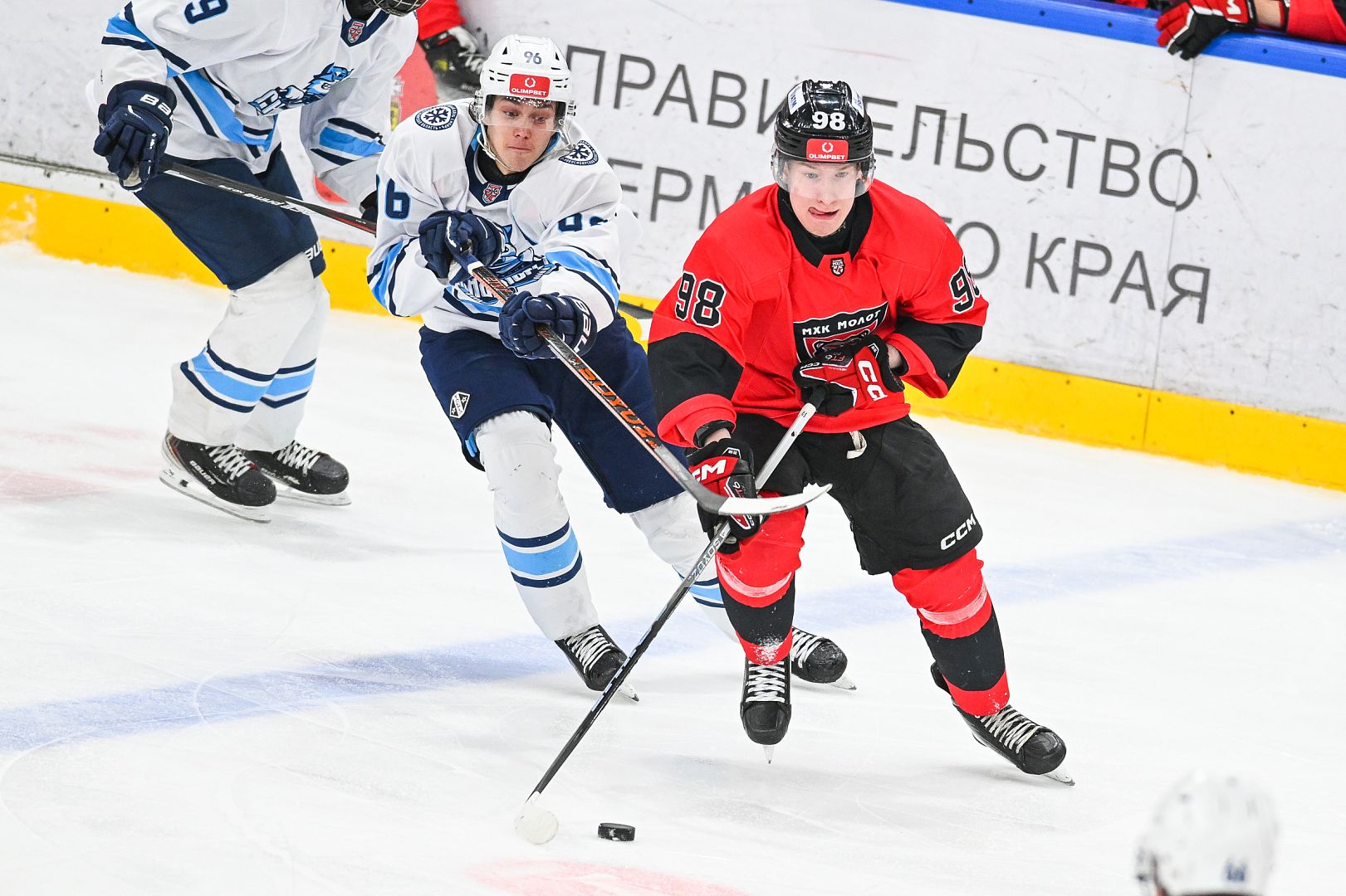 Уступаем второй матч в Перми по буллитам