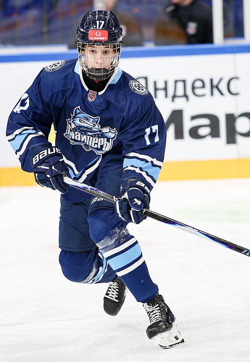 Егор Бондарь: «Нужно, чтобы шайба ходила быстрее»