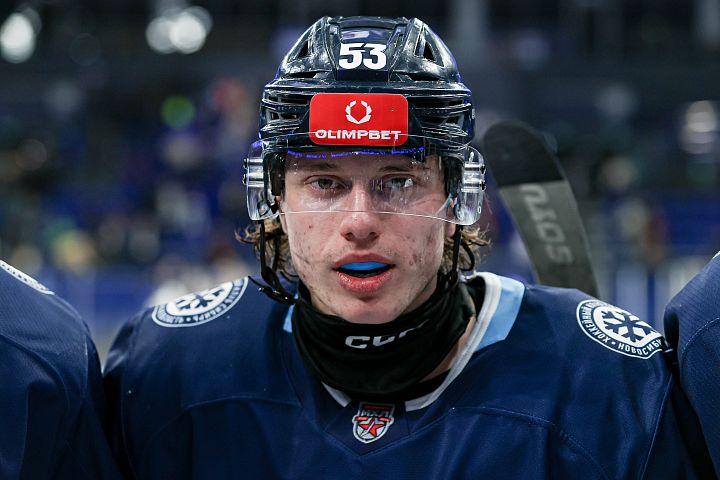 Януш Хейбатов: «Папа сразу отвёл в хоккей»