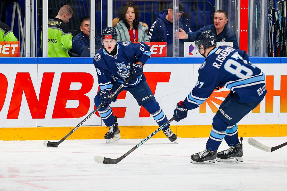 24.12.2025 "Сибирские Снайперы" - "Снежные Барсы"